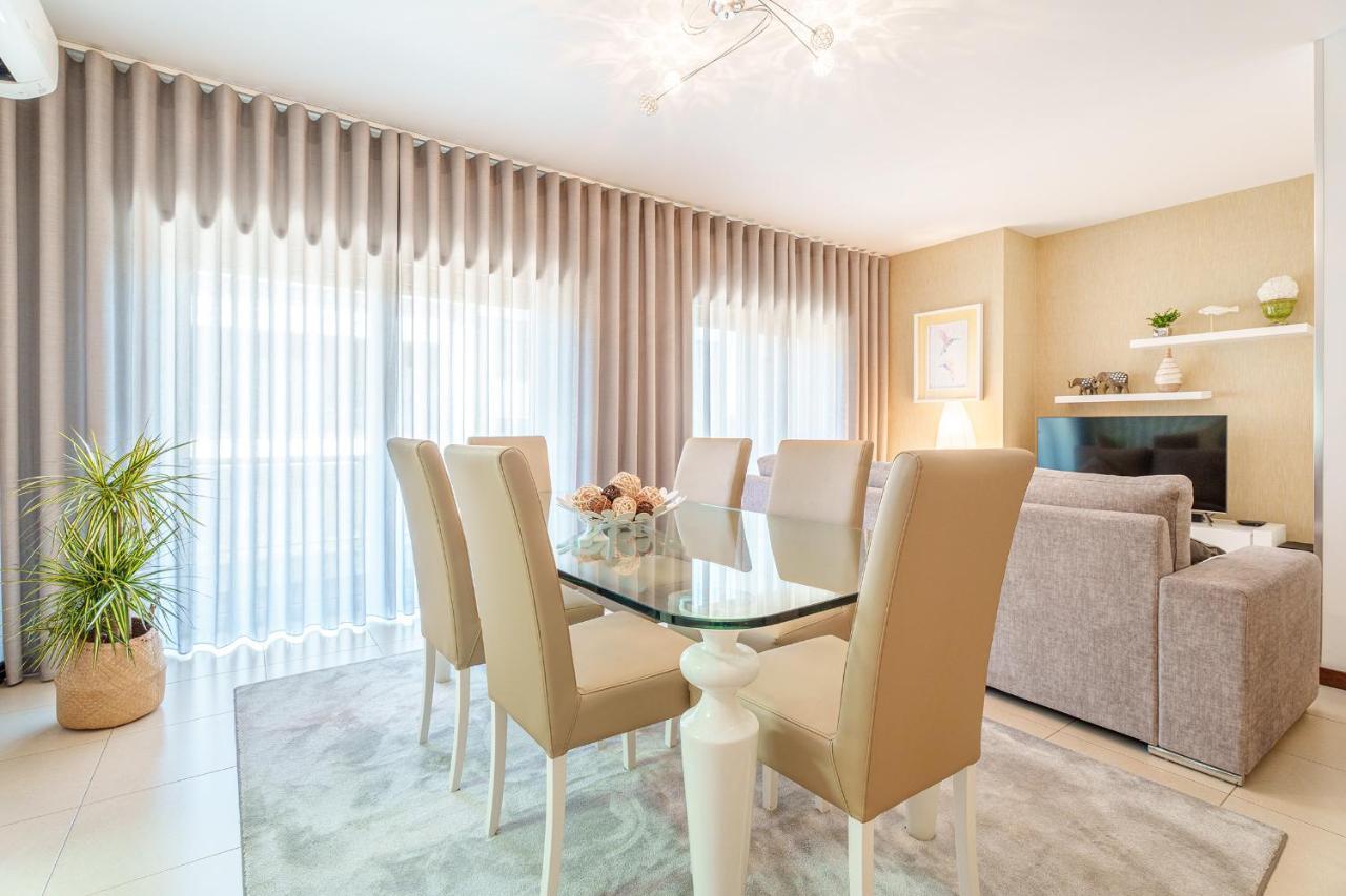 Alohouse Nazare Apartment Bagian luar foto