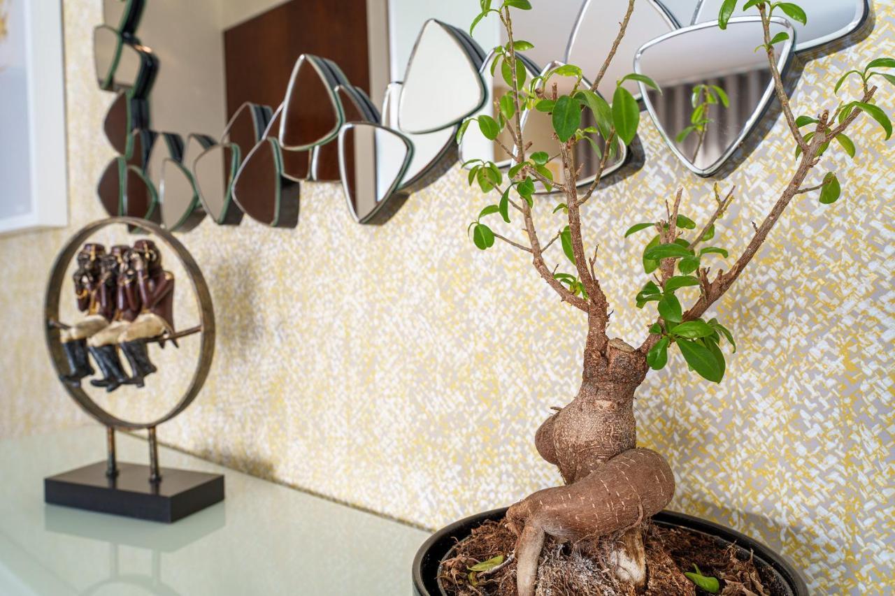 Alohouse Nazare Apartment Bagian luar foto