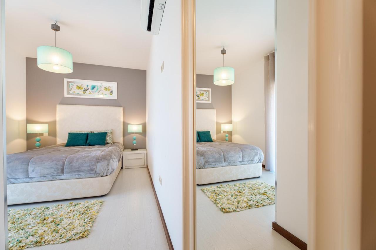 Alohouse Nazare Apartment Bagian luar foto