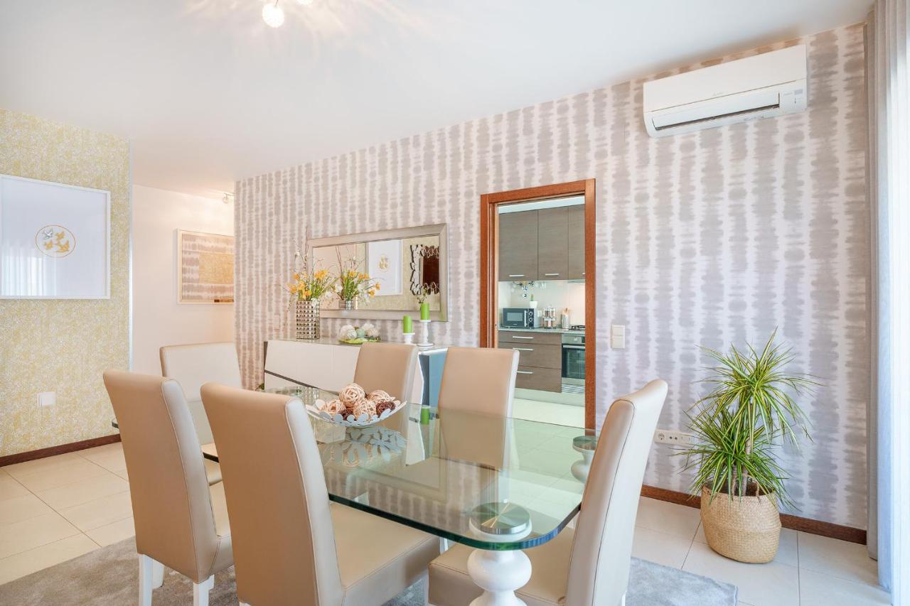 Alohouse Nazare Apartment Bagian luar foto