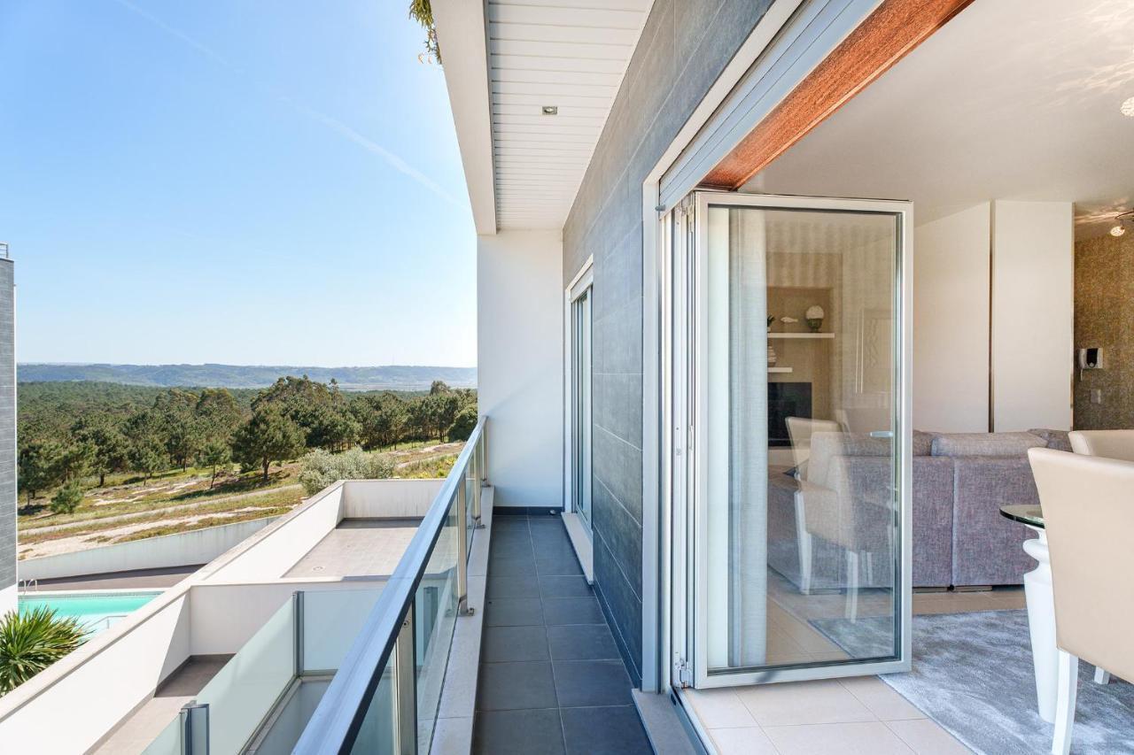 Alohouse Nazare Apartment Bagian luar foto