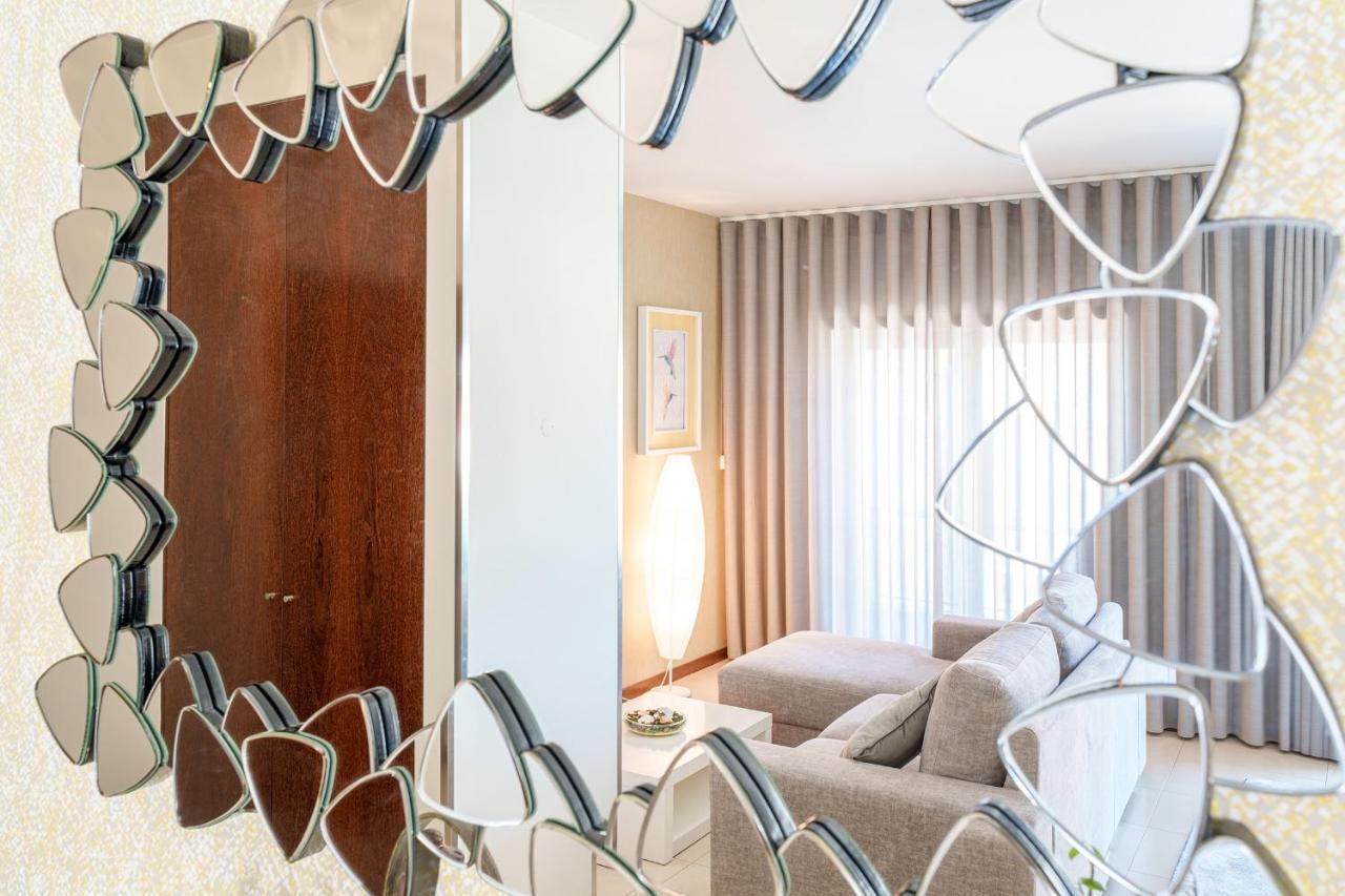 Alohouse Nazare Apartment Bagian luar foto
