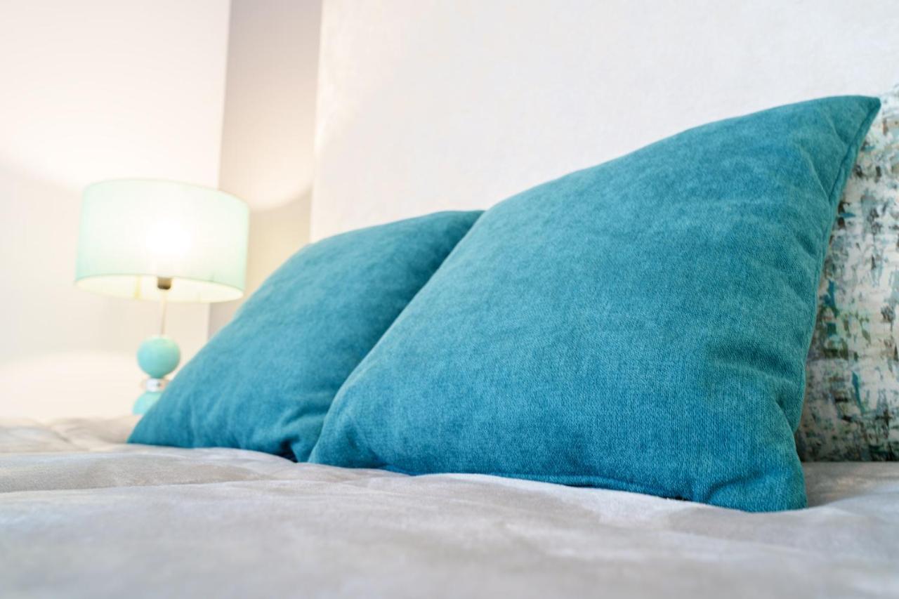 Alohouse Nazare Apartment Bagian luar foto