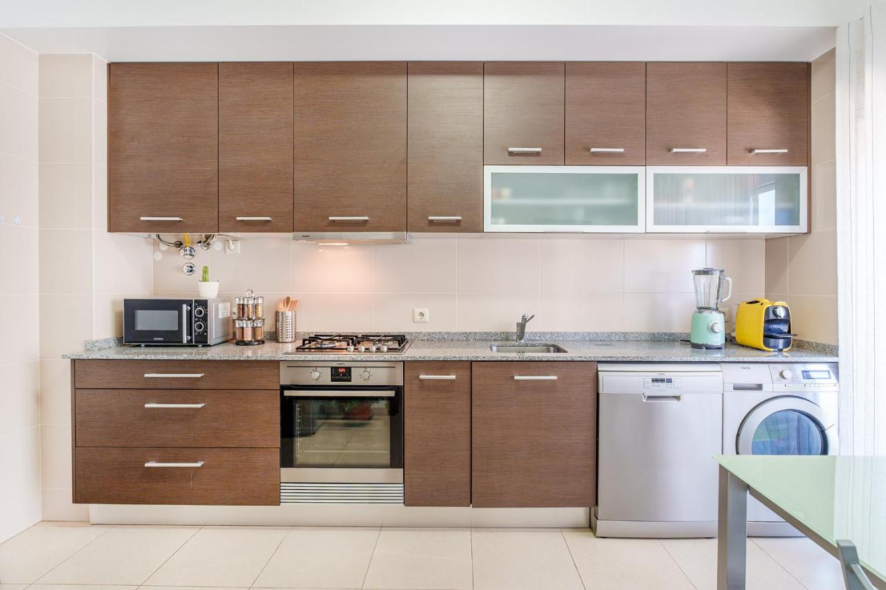 Alohouse Nazare Apartment Bagian luar foto